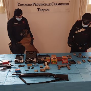 Trapani. Cold case. Arrestato anche il nipote del presunto omicida: in un garage droga e un piccolo arsenale di armi