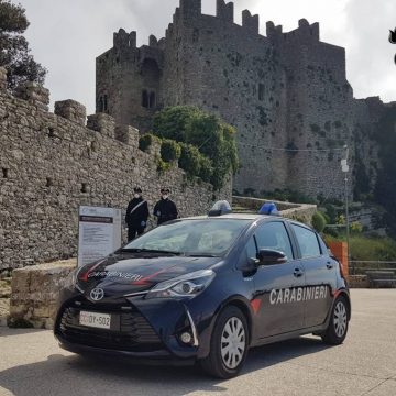 Controlli anti-covid dei Carabinieri: a Salemi chiusa una pizzeria. A Erice un uomo va al ristorante senza super green pass