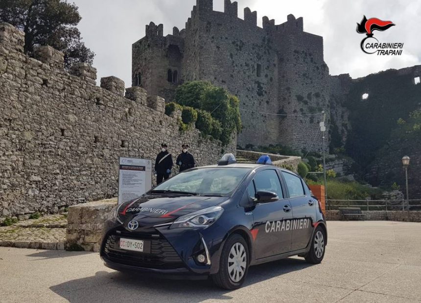 Controlli anti-covid dei Carabinieri: a Salemi chiusa una pizzeria. A Erice un uomo va al ristorante senza super green pass