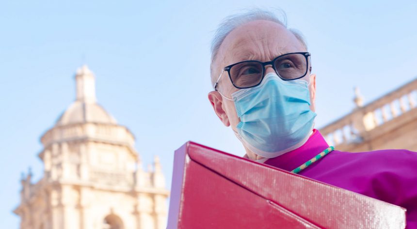 Battesimi e cresime, da ieri in vigore il decreto che sospende i padrini