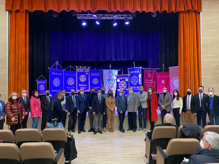 Presentato il progetto “Un albero per ogni socio” grazie al protocollo d’intesa fra il Comune di Erice e il Rotary International Distretto 2110 Area Drepanum. Il Rotary Club di Marsala fornirà 58 alberi