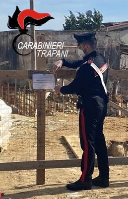 Controlli dei carabinieri sui cantieri: coniugi denunciati per lavori edili non autorizzati a Castellammare del Golfo