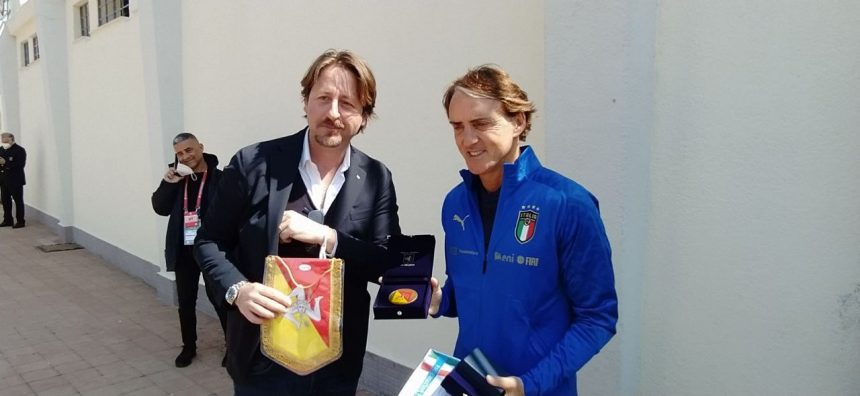 Calcio, l’assessore Messina riceve la Nazionale: «Grazie Figc, Palermo è stata una scelta d’amore» 