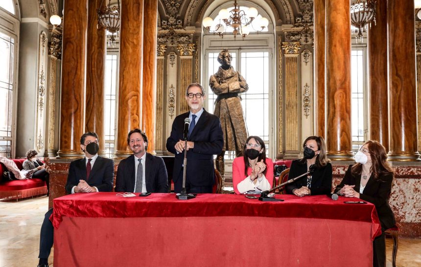 Teatro Massimo Bellini, giurano i precari stabilizzati. Musumeci: «Resa giustizia ai lavoratori»