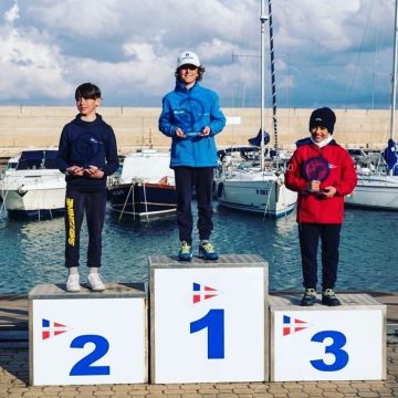 Filippo Noto, velista della Società Canottieri Marsala, stravince alla Carnival Race di Crotone