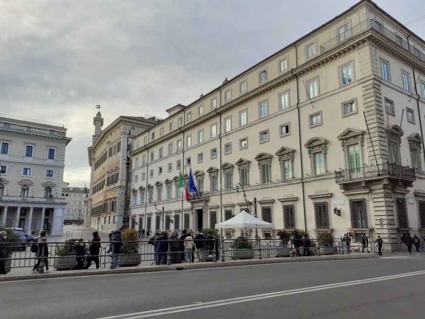 Draghi: “Stop allo stato di emergenza da fine marzo”