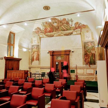 Al Senato nella Sala Capitolare Il Vomere organizza un evento in collaborazione con Ordine Giornalisti Lazio e Associazione “Il Cuore di Andrea” su: “L’importanza del defibrillatore per salvare vite. Il ruolo dei media”. Venerdì 25 marzo ore 10