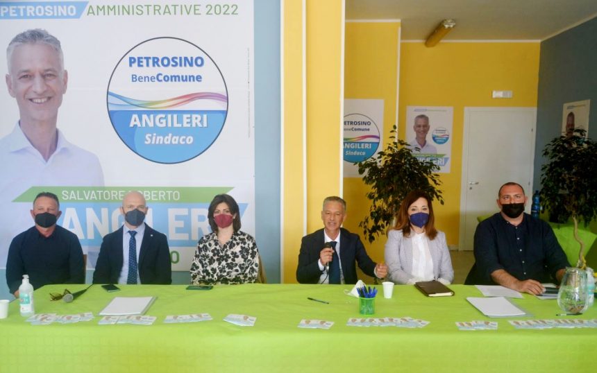 Conferenza candidatura a sindaco di Roberto Angileri