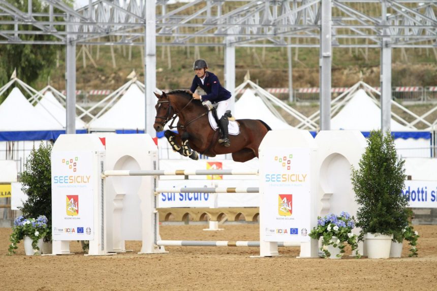 Sport equestri, domani al via la quarta edizione della “Fiera mediterranea del cavallo” ad Ambelia