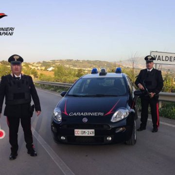 Valderice: denunciati dai Carabinieri i presunti responsabili del danneggiamento delle fioriere