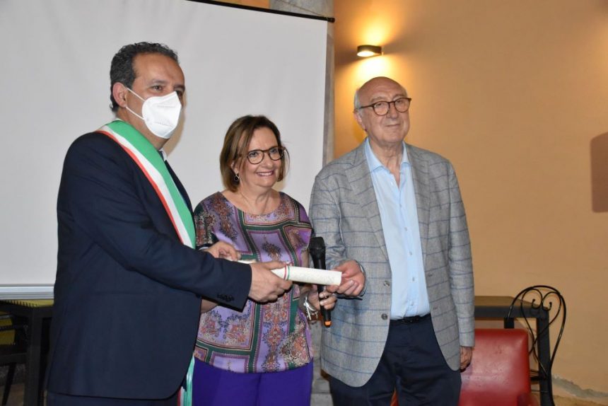 Notte Bianca a Marsala. Grande partecipazione alle iniziative promosse dall’amministrazione Grillo. Assegnati riconoscimenti a cinque cittadini marsalesi che hanno dato lustro alla città