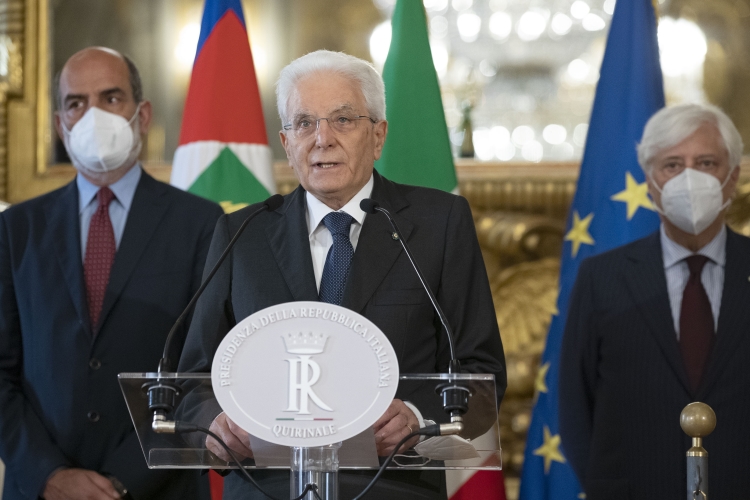 Mattarella firma  decreto di scioglimento delle Camere “Mi auguro che vi sia, da parte di tutti, un contributo costruttivo, nell’interesse superiore dell’Italia”
