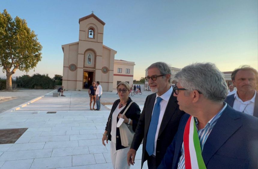 Musumeci a Borgo Bonsignore:” Il più vasto recupero di architettura rurale in Sicilia”