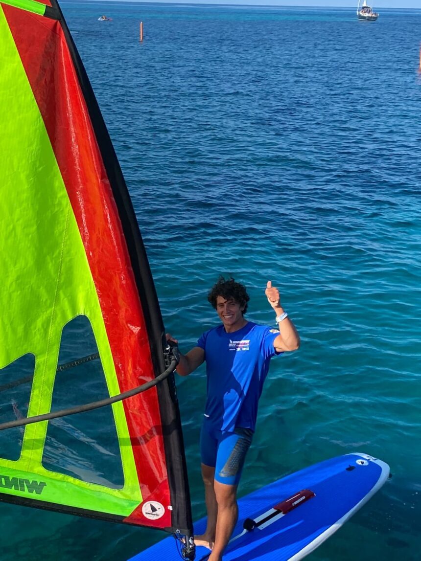 Società Canottieri Marsala, Silvio Catalano conquista l’oro, l’argento e il bronzo ai Mondiali Windsurfer 2022