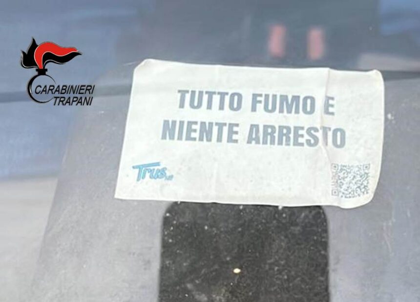 In giro col cartello sul parabrezza “Tutto fumo e niente arresto” arrestato dai carabinieri a Pantelleria