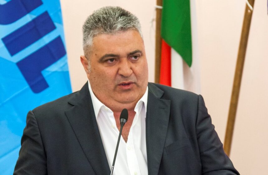 Alcamo, continui ritardi nei pagamenti ai lavoratori dell’igiene ambientale. Macaddino (Uil Trasporti): “Basta annunci. Coinvolgeremo Prefettura e Comune per garantire diritti” 