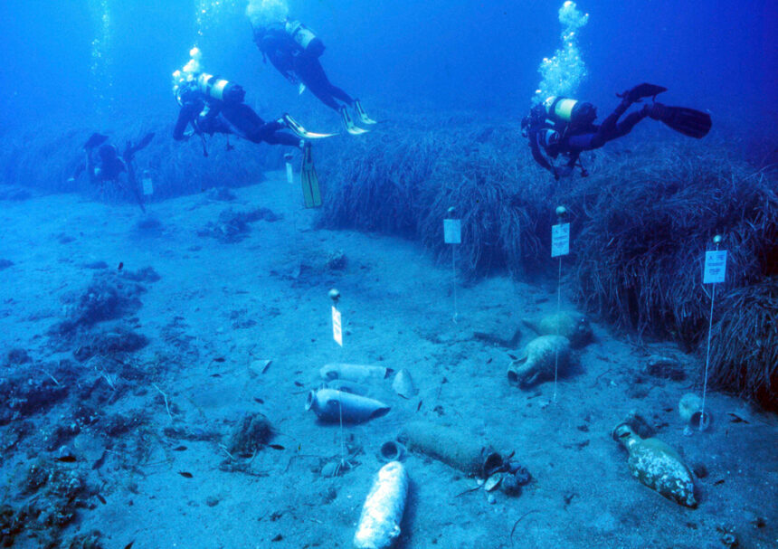 Nuovi ritrovamenti archeologici nei fondali di Pantelleria, Amata: «La collaborazione con le forze dell’ordine garantisce il patrimonio» 