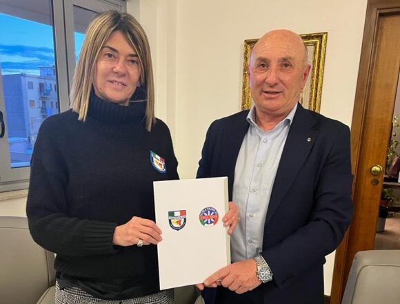 Sport, Amata: «Via libera ad avvisi dei corsi regionali per abilitazione a maestro di sci e snowboard» Sport, Amata: «Via libera ad avvisi dei corsi regionali per abilitazione a maestro di sci e snowboard»