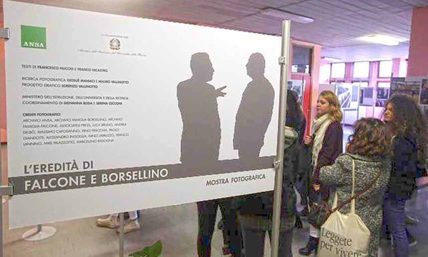 A Castelvetrano la mostra “L’eredità di Falcone Borsellino” con le immagini dell’arresto di Messina Denaro