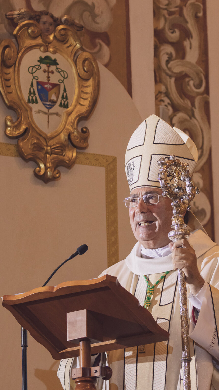 “CAMMINARE INSIEME PER COGLIERE LA PRESENZA DEL RISORTO”.  IL MESSAGGIO DI PASQUA DEL VESCOVO DI MAZARA DEL VALLO