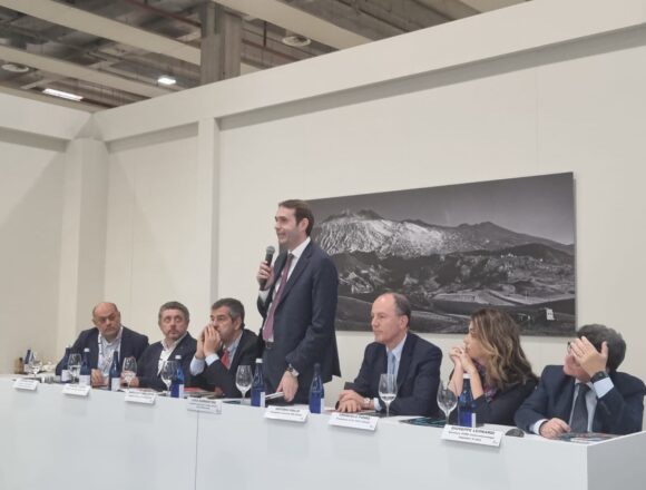 Vinitaly, la Sicilia candidata alla nomination di European Region of Gastronomy 2025 Vinitaly, la Sicilia candidata alla nomination di European Region of Gastronomy 2025