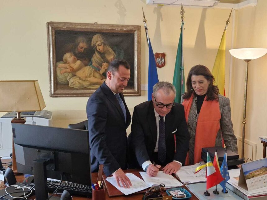 Fondazione “Sebastiano Tusa” a Partanna: firmata la convenzione all’assessorato regionale tra il sindaco Catania e la dottoressa Li Vigni