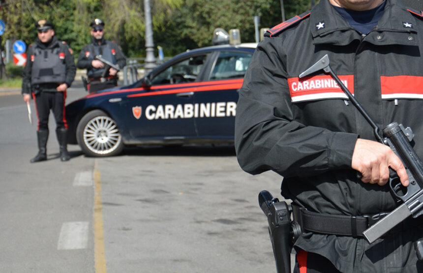 Capaci, evadono dai domiciliari per rubare sigarette e gratta e vinci presso area di servizio, arrestati dai Carabinieri