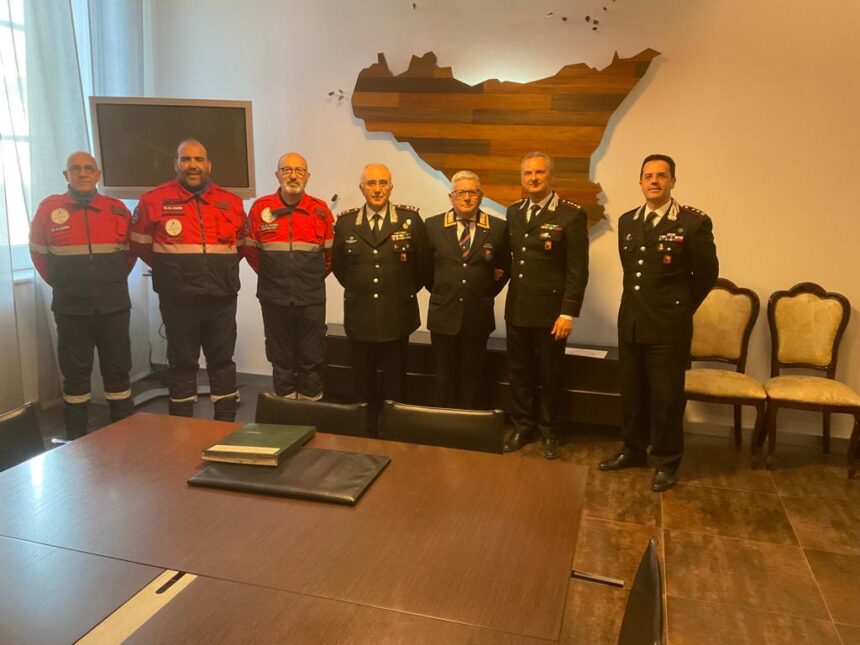 Nella Caserma dell’Arma di Palermo sottoscritto Protocollo d’intesa con Ispettore regionale Sicilia per formazione gratuita sulle tecniche di rianimazione e dell’uso dei defibrillatori