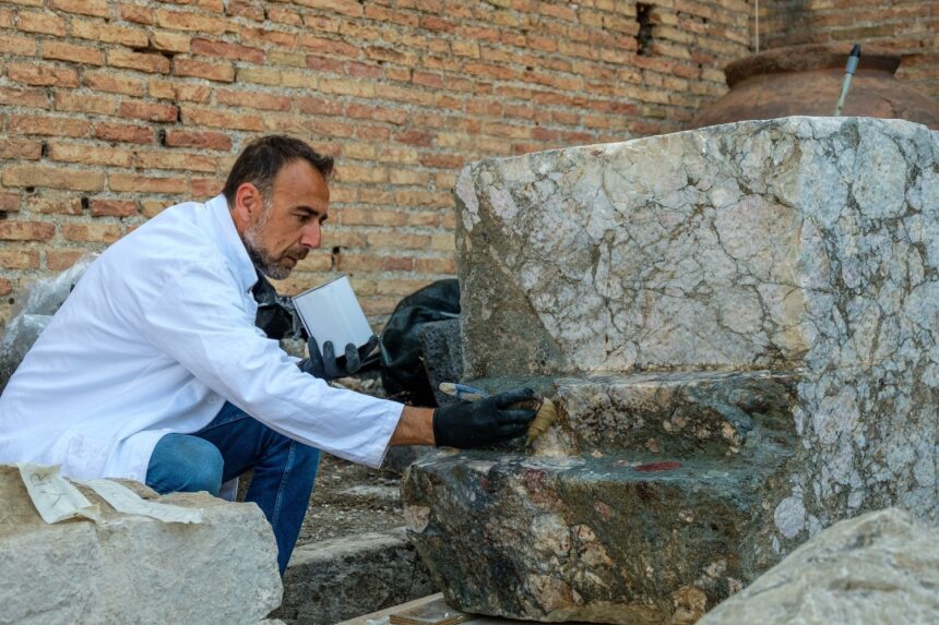 Cultura, a Taormina la mostra “Palinsesti, il Teatro antico dalla storia al mito”. Scarpinato: «Un viaggio nella storia di un simbolo della nostra identità»