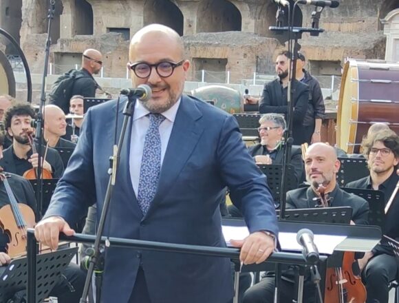 Musei, Sangiuliano: “Numeri record per il fine settimana del 2 giugno” Musei, Sangiuliano: “Numeri record per il fine settimana del 2 giugno”