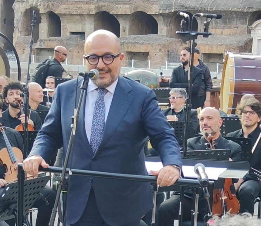 Musei, Sangiuliano: “Numeri record per il fine settimana del 2 giugno”