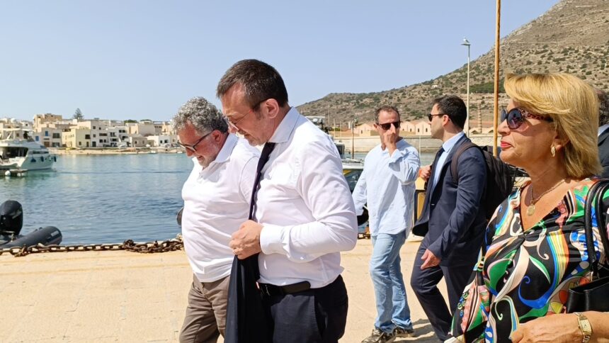 Il sindaco di Favignana incontra il sottosegretario alla Giustizia Andrea Delmastro. Forgione: “Un percorso comune per valorizzare l’isola”