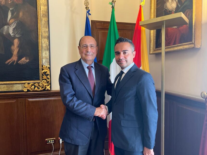 Lampedusa, Schifani incontra il sindaco Mannino: «Valutiamo contributo economico straordinario per far fronte ai costi legati all’emergenza»