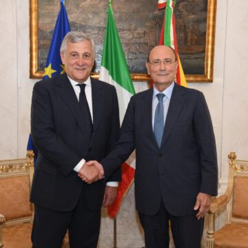 Incendi, Schifani incontra Tajani: «Governo nazionale ci appoggi per potenziare Corpo forestale Sicilia»