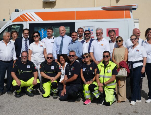 Lampedusa, attivata una postazione medicalizzata del 118. Schifani: «Ulteriore strumento di assistenza medica tempestiva. L’isola va aiutata con azioni concrete» Lampedusa, attivata una postazione medicalizzata del 118. Schifani: «Ulteriore strumento di assistenza medica tempestiva. L’isola va aiutata con azioni concrete»
