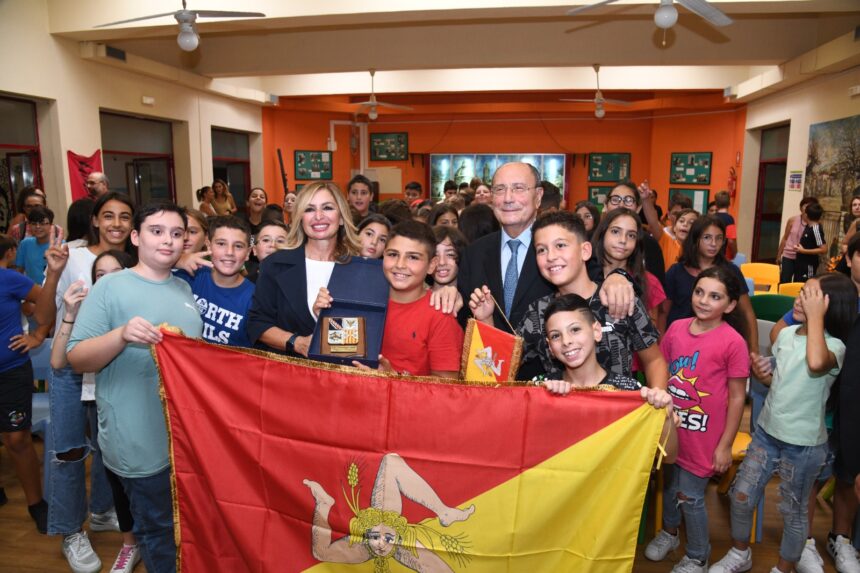 Scuola, Schifani inaugura l’anno allo Sperone di Palermo: «Al fianco di chi lotta contro la dispersione scolastica»