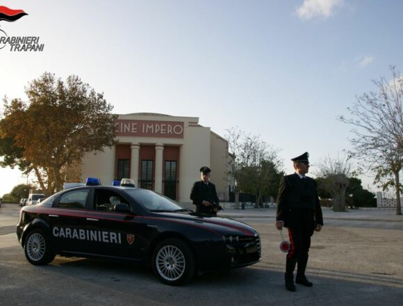 Marsala: avrebbe rubato soldi e cellulari all’interno di un ristorante. Arrestato 30enne marsalese Marsala: avrebbe rubato soldi e cellulari all’interno di un ristorante. Arrestato 30enne marsalese