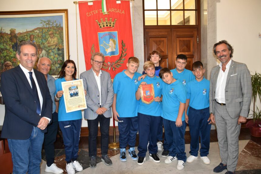 RICONOSCIMENTI PER ALCUNI CITTADINI MARSALESI. PREMIATI DAL SINDACO GRILLO A PALAZZO MUNICIPALE