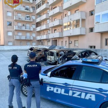 Marsala, incendio di auto. Arrestato presunto autore