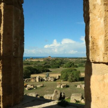 Parco archeologico di Selinunte. I concerti di Natale | 7 dicembre – 6 gennaio 16 dicembre | Echi dell’altra Sicilia alla ricerca dei suoni “liberi” di Selinunte