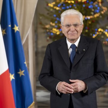 Messaggio di Mattarella di fine anno:” Cari ragazzi, il vero amore non è possesso ma dono gratuito”