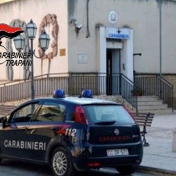 Partanna: in casa con cocaina e contanti. Arrestato un pregiudicato 35enne