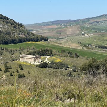 Al parco archeologico di Segesta, il Mercato degli Elymi, visite guidate e un laboratorio “emotivo” per bambini