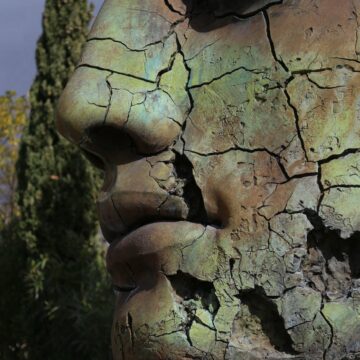 Cultura, dal 26 marzo in mostra 30 opere di Mitoraj tra Siracusa e l’Etna. Scarpinato: «Un viaggio tra storia e contemporaneità»