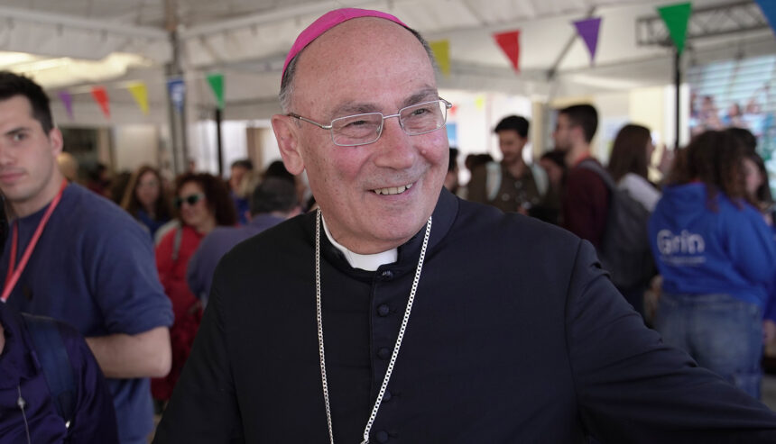 Mese mariano, il Vescovo: “Riproporre ideale santità a famiglie”
