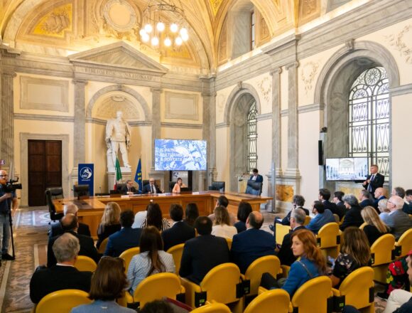Musei, presentati l’app e la piattaforma del Sistema Museale Nazionale e i dati sugli ingressi 2023 Musei, presentati l’app e la piattaforma del Sistema Museale Nazionale e i dati sugli ingressi 2023