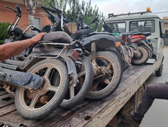 Operazione congiunta di Polizia Municipale e Carabineri di Marsala. A Strasatti, sequestro di motorini e sanzioni per vendita commerciale abusiva Operazione congiunta di Polizia Municipale e Carabineri di Marsala. A Strasatti, sequestro di motorini e sanzioni per vendita commerciale abusiva