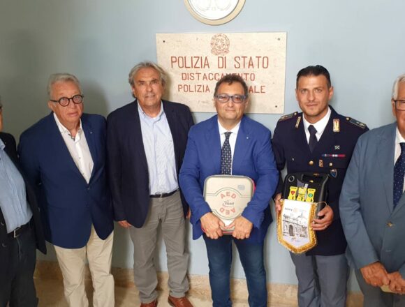 Continua la collaborazione tra Rotary Club Marsala e Polizia stradale Continua la collaborazione tra Rotary Club Marsala e Polizia stradale