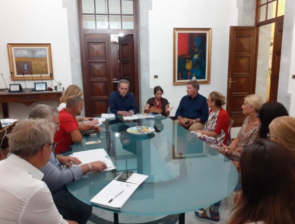 Nuovo anno scolastico. Prosegue normalmente il servizio degli Assistenti all’Autonomia e Comunicazione Nuovo anno scolastico. Prosegue normalmente il servizio degli Assistenti all’Autonomia e Comunicazione