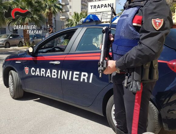 Trapani: sorpreso a spacciare in strada. Arrestato 18enne trapanese Trapani: sorpreso a spacciare in strada. Arrestato 18enne trapanese
